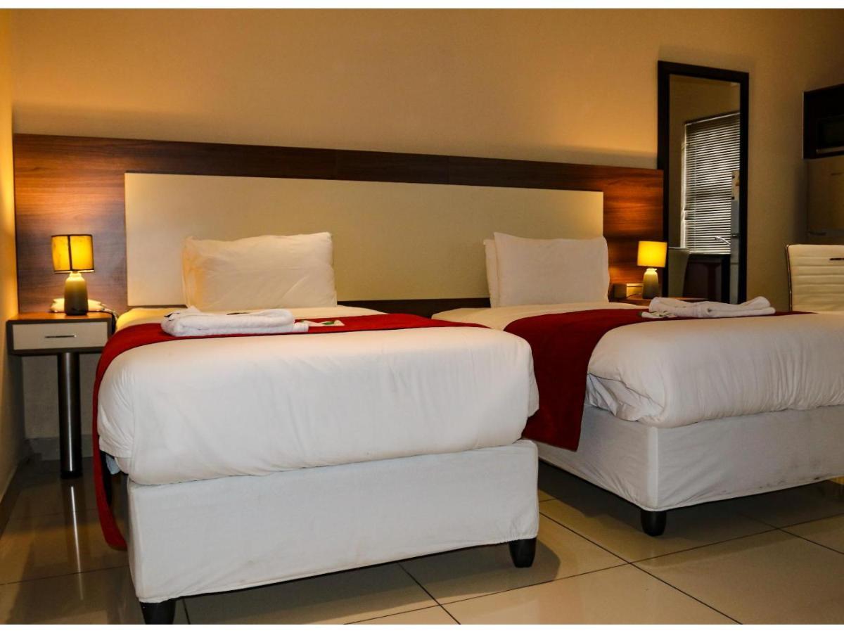 Eagle Nest Luxury Accommodation Roodepoort Eksteriør bilde