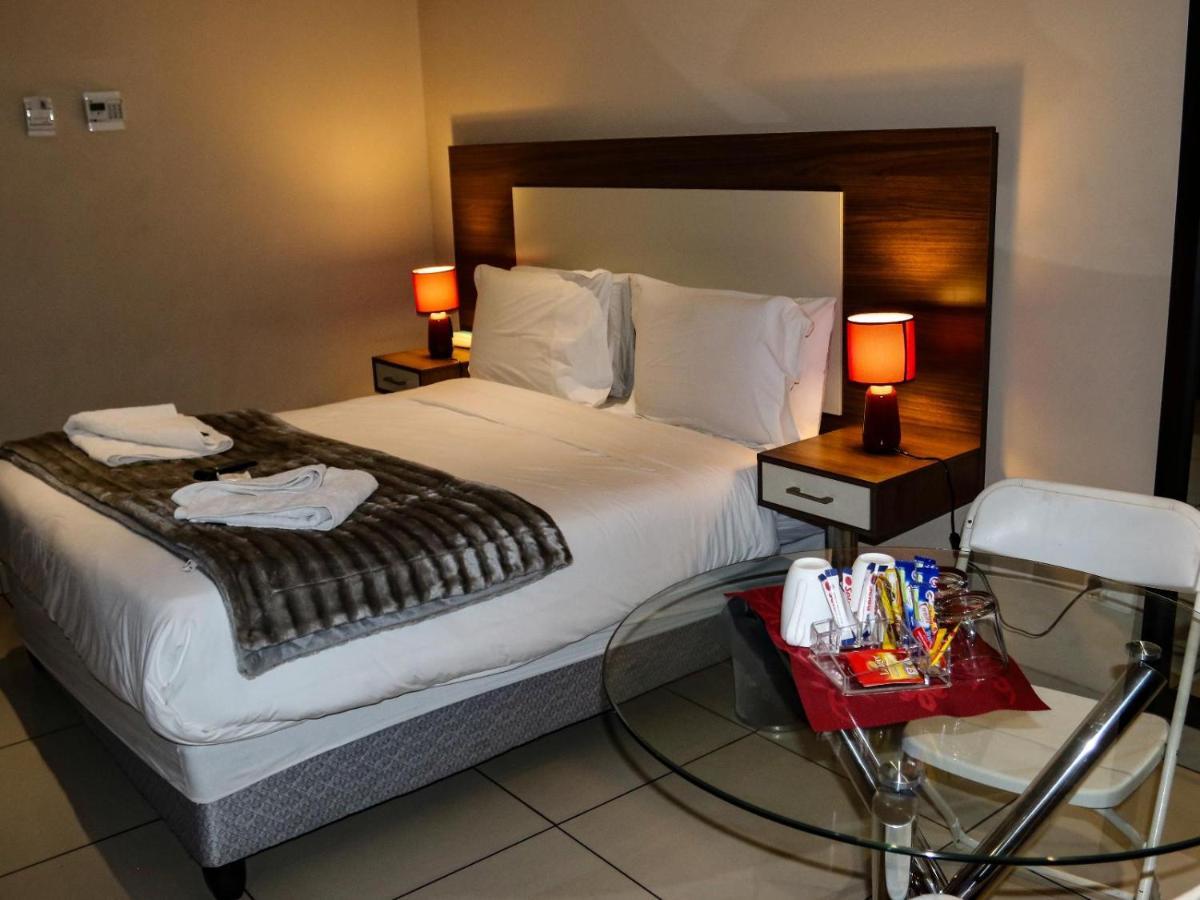 Eagle Nest Luxury Accommodation Roodepoort Eksteriør bilde