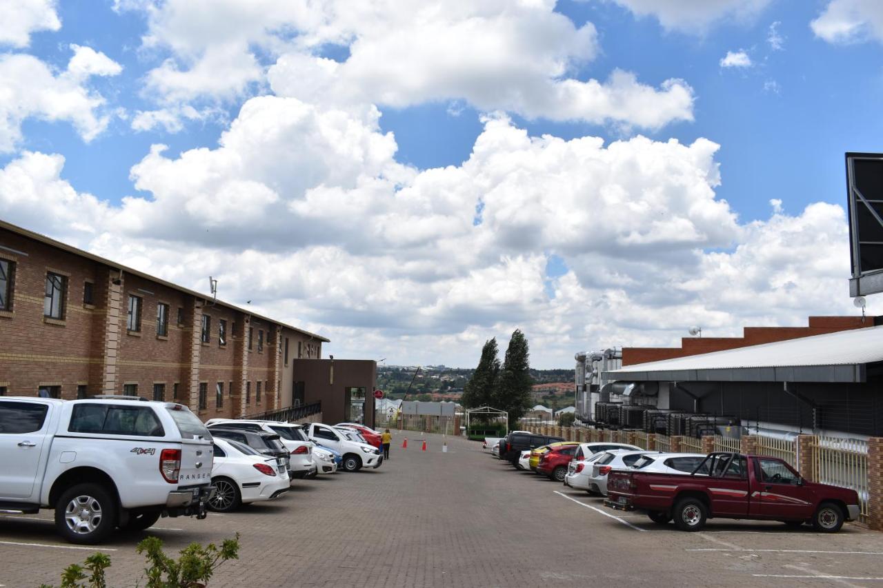 Eagle Nest Luxury Accommodation Roodepoort Eksteriør bilde