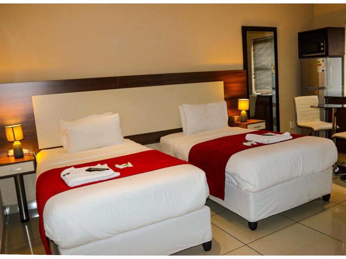 Eagle Nest Luxury Accommodation Roodepoort Eksteriør bilde
