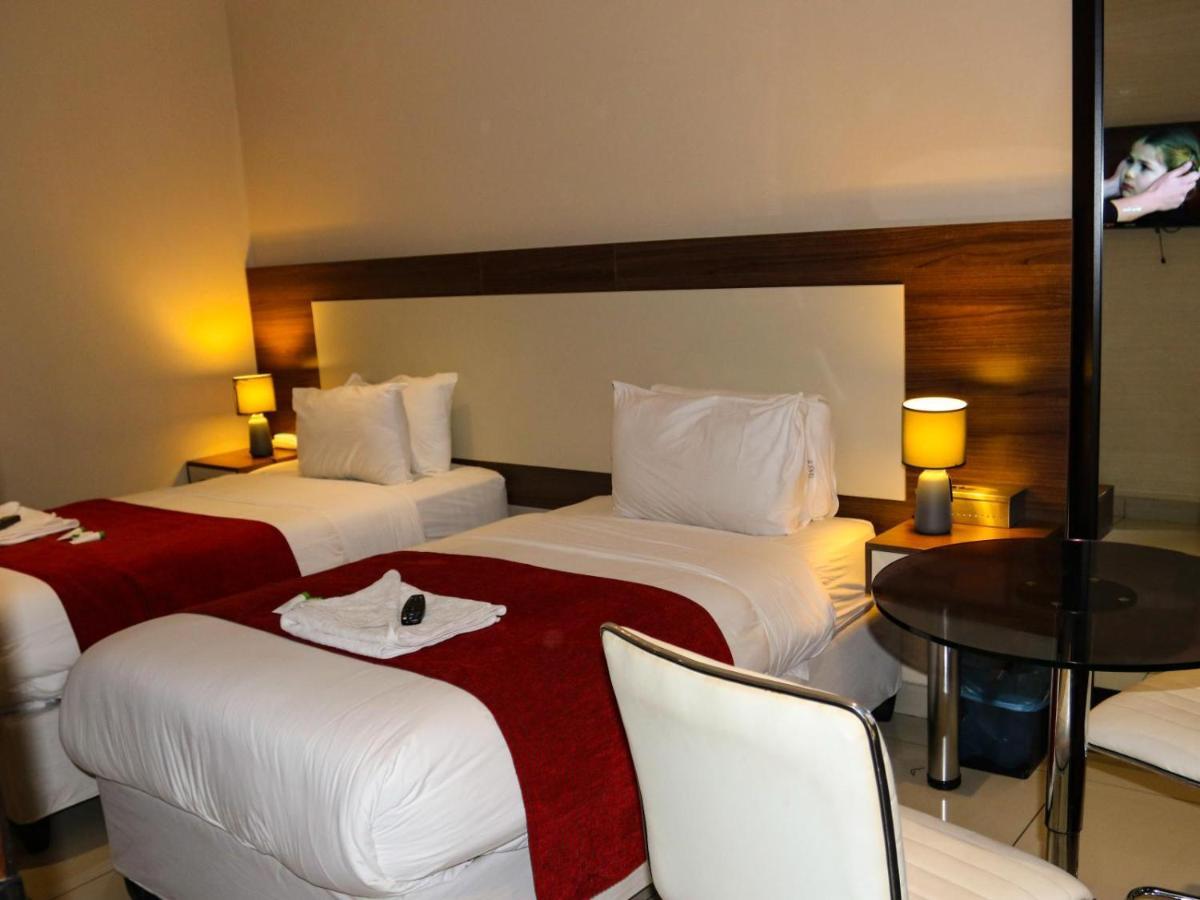 Eagle Nest Luxury Accommodation Roodepoort Eksteriør bilde