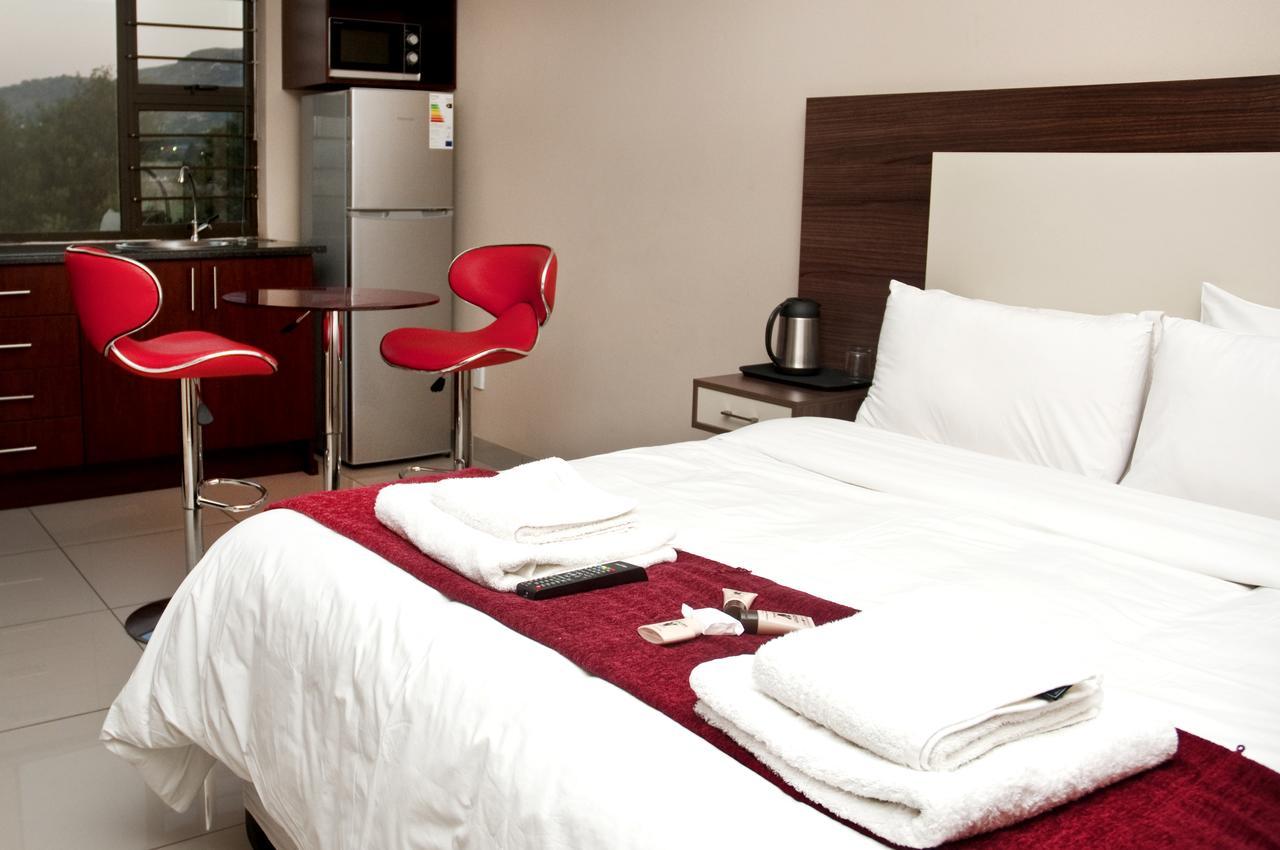 Eagle Nest Luxury Accommodation Roodepoort Eksteriør bilde