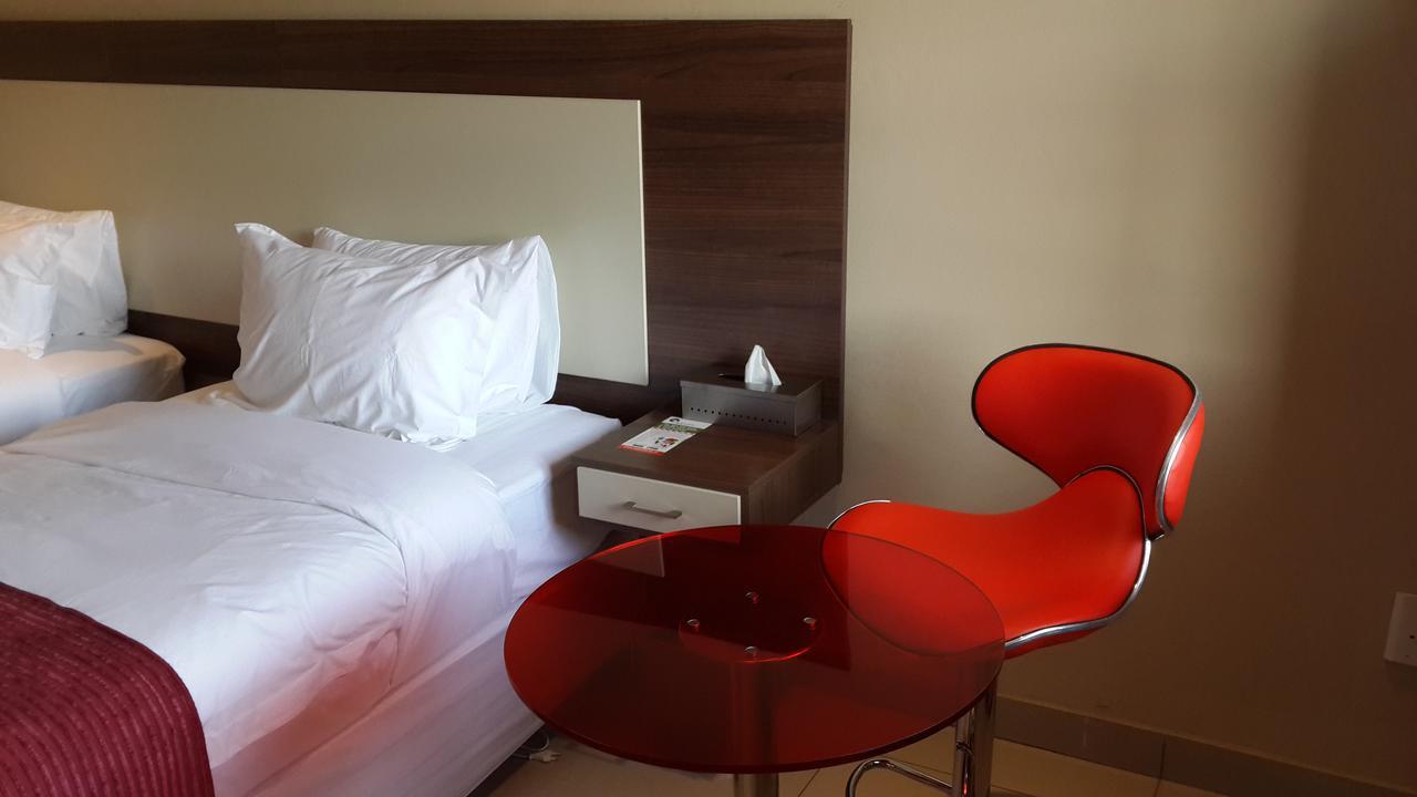 Eagle Nest Luxury Accommodation Roodepoort Eksteriør bilde