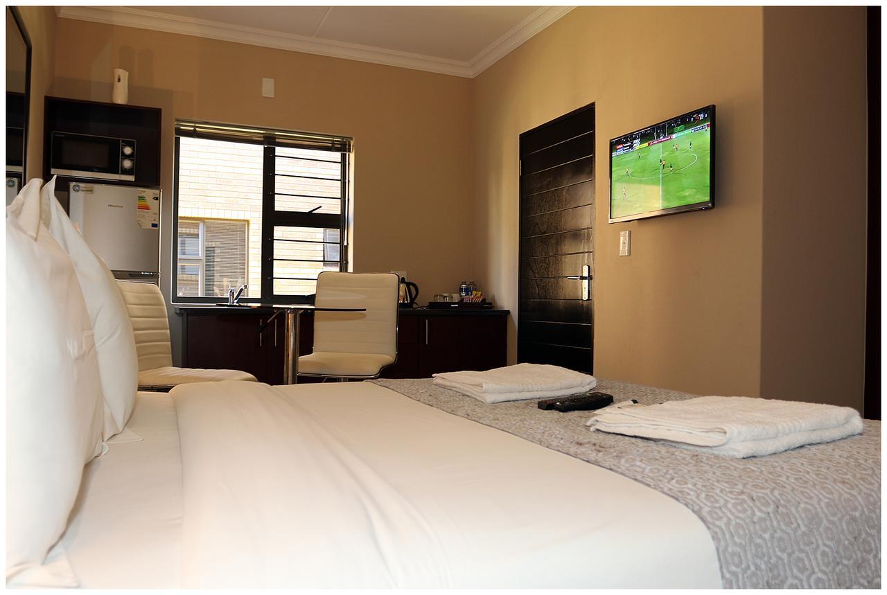 Eagle Nest Luxury Accommodation Roodepoort Eksteriør bilde