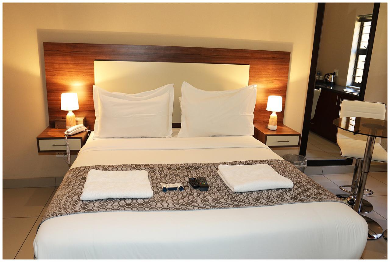 Eagle Nest Luxury Accommodation Roodepoort Eksteriør bilde